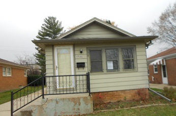 2224 Summit Avenue, Racine, WI 53404 