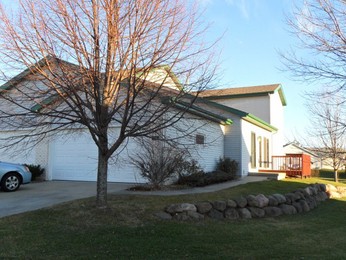 106 W Windsor Ave, Cottage Grove, WI 53527 