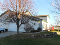 106 W Windsor Ave, Cottage Grove, WI 53527 