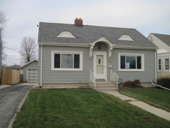 2510 Russet St, Racine, WI 53405 