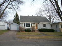 2145 21st Pl S, La Crosse, WI 54601 