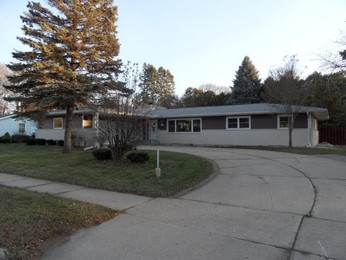 345 W Wilson St, Stoughton, WI 53589 