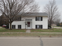 520 Breckenridge St, Mayville, WI 53050 