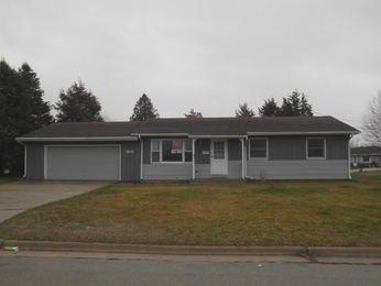2011 S Grant Ave, Janesville, WI 53546 
