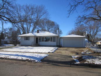 110 Buckingham Ln, Madison, WI 53714 
