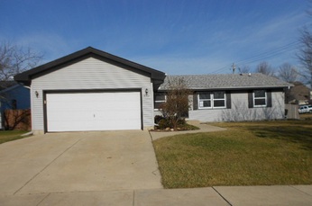 5704 80th Pl, Kenosha, WI 53142 