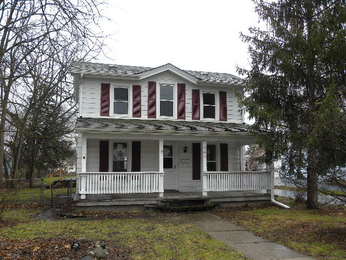 441 Summit Ave, Oconomowoc, WI 53066 