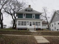 629 W Pleasant St, Portage, WI 53901 