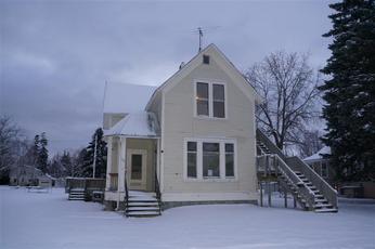 136 Cross Street, Oconto, WI 54153 