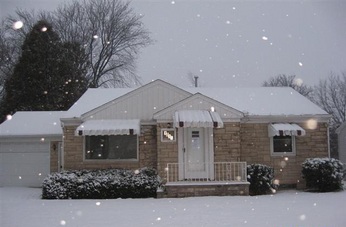 1015 Gray St, Green Bay, WI 54303 