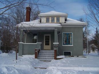 419 N 2nd St, New Richmond, WI 54017 