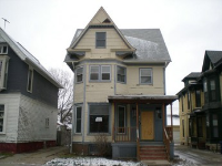 826 Park Avenue, Racine, WI 53403 