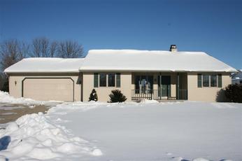 3343 Iris Court, Green Bay, WI 54311 