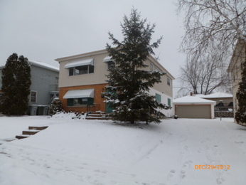 6122-6124 W Stack Dr, Milwaukee, WI 53219 