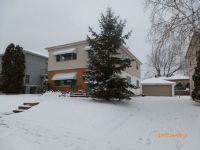 6122-6124 W Stack Dr, Milwaukee, WI 53219 