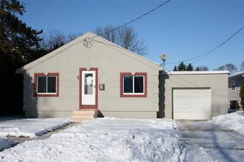 2132 32nd Street, Two Rivers, WI 54241 