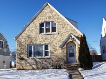 3653 S 19th Street, Milwaukee, WI 53221 