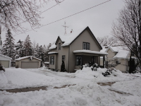 1101 Carr St, Watertown, WI 53094 