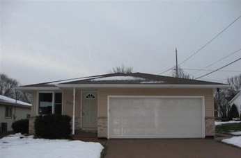 309 3rd St W, Kimberly, WI 54136 