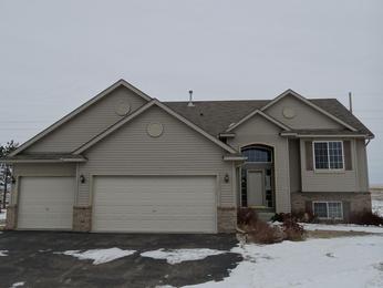 1112 N Cheyenne St, Roberts, WI 54023 