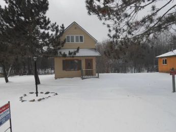 6827 1st Ave N, Lake Nebagamon, WI 54849 