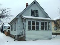 1669 S 68th St, West Allis, WI 53208 