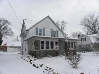 322 Lawn St, Hartland, WI 53029 