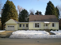 2917 East Koenig Av, Saint Francis, WI 53235 