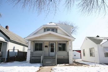 1916 S 75th St, West Allis, WI 53219 