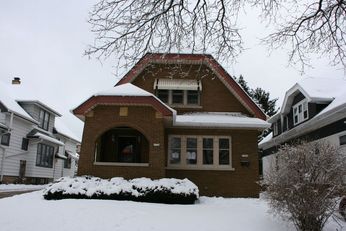 1734 S 30th St, Milwaukee, WI 53215 