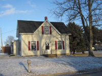 1620 Percival St, Hazel Green, WI 53811 