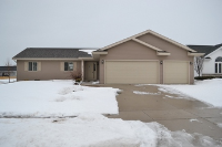 429 Crowfoot Ave, Fond Du Lac, WI 54935 