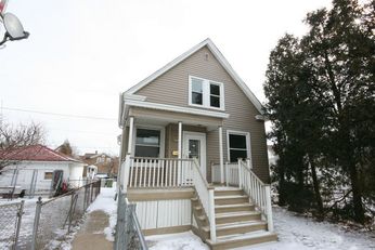 1120 S. 32nd Street, Milwaukee, WI 53215 