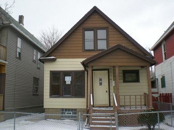 1647 S 6th St, Milwaukee, WI 53204 