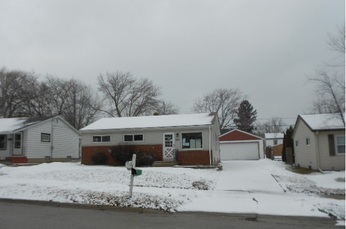 704 Columbia Avenue, South Milwaukee, WI 53172 