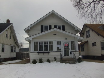 2023 74th St, Kenosha, WI 53143 