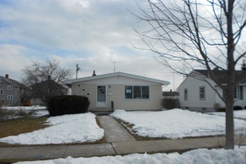 1605 26th St, Kenosha, WI 53140 