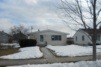 1605 26th St, Kenosha, WI 53140 