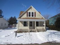 563 Pine St N, Janesville, WI 53548 
