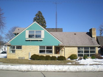 2917 Erie St, Racine, WI 53402 