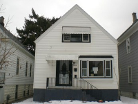 3018 S 7th St, Milwaukee, WI 53215 