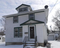 117 W Burnett St, Beaver Dam, WI 53916 