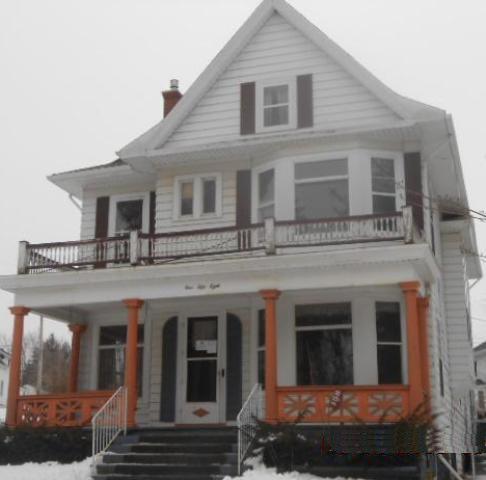 158 E Water St, Shullsburg, WI 53586 