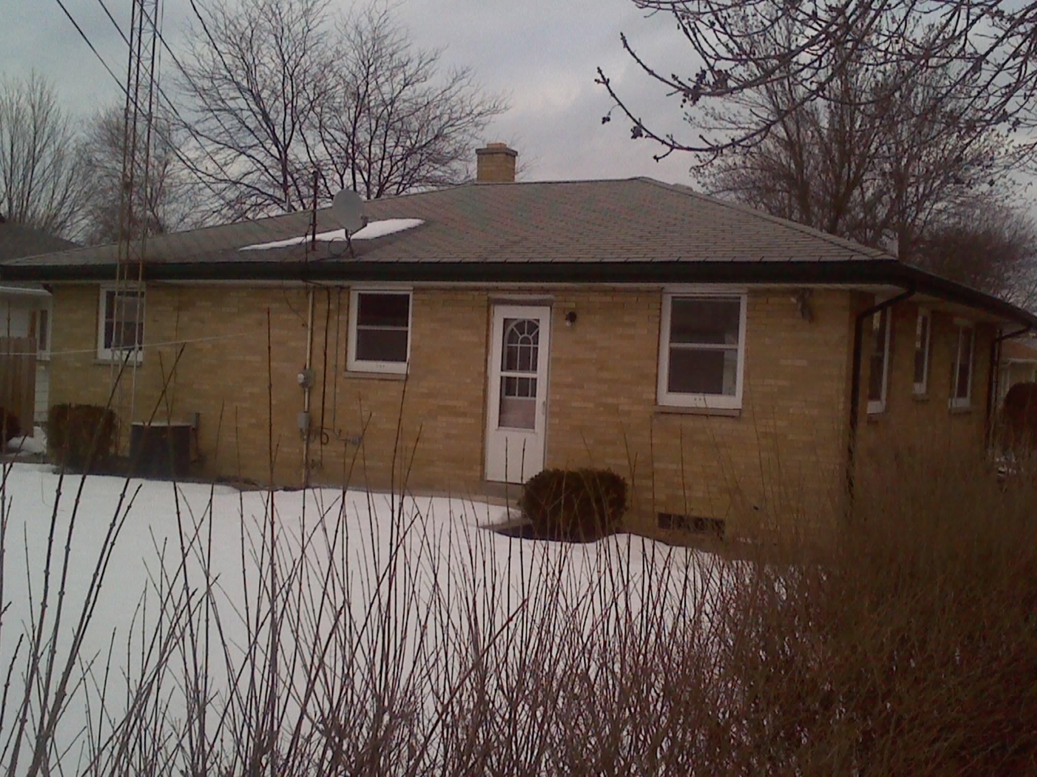 7954 21st Ave, Kenosha, WI 53143 