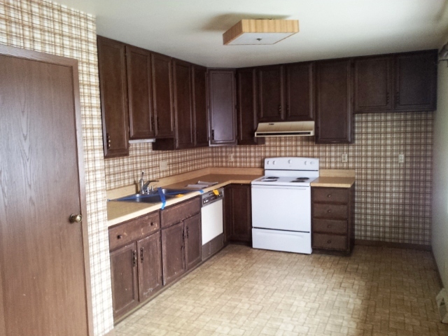 1214 Redwood St, Onalaska, WI 54650 