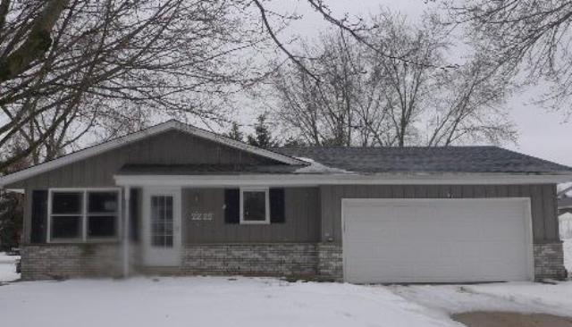 2225 Wellington Dr, West Bend, WI 53090 