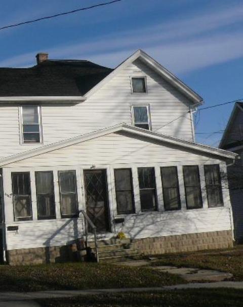 411 Healy Ave, Beaver Dam, WI 53916 