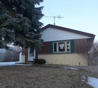 629 Lenora Dr, West Bend, WI 53090 