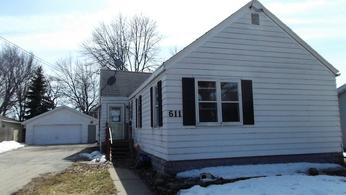 611 Fifth Street, Menasha, WI 54952 