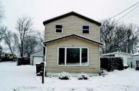 1023 N Lark St, Oshkosh, WI 54902 